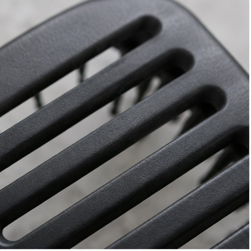Vented, slotted body